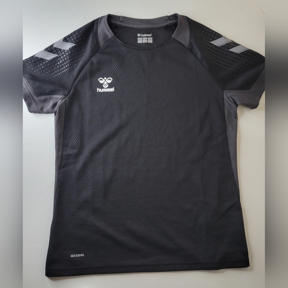 HUMMEL Black & Grey Activewear Top with arrow sleeve details